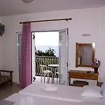 Lägenhetshotell Oskars & Lassi (Kefalonia)