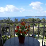Oskars & Lägenhetshotell Lassi (Kefalonia)