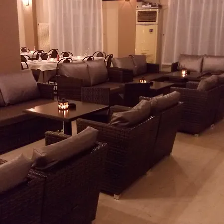 Aparthotel Oskars & 4*