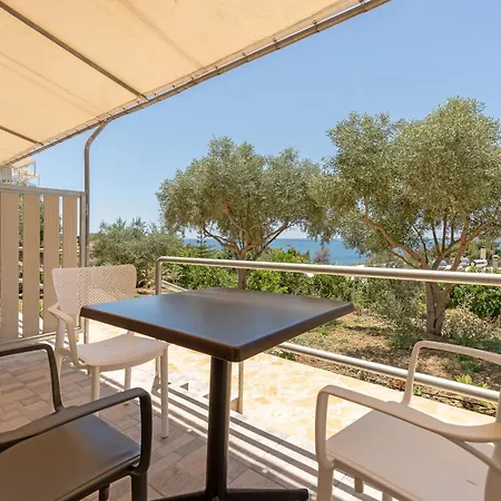 Aparthotel Oskars & Lassi (Kefalonia)