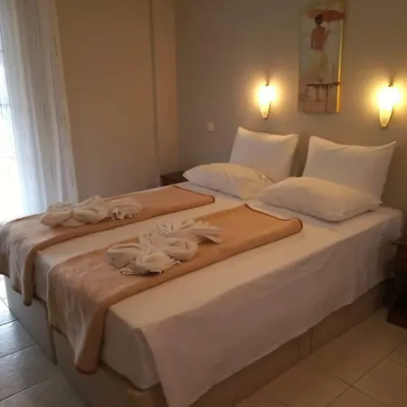 Aparthotel Oskars & 3*