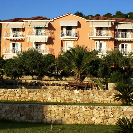 Aparthotel Oskars & 3*