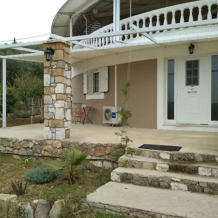 Oskars & Aparthotel Lassi (Kefalonia)